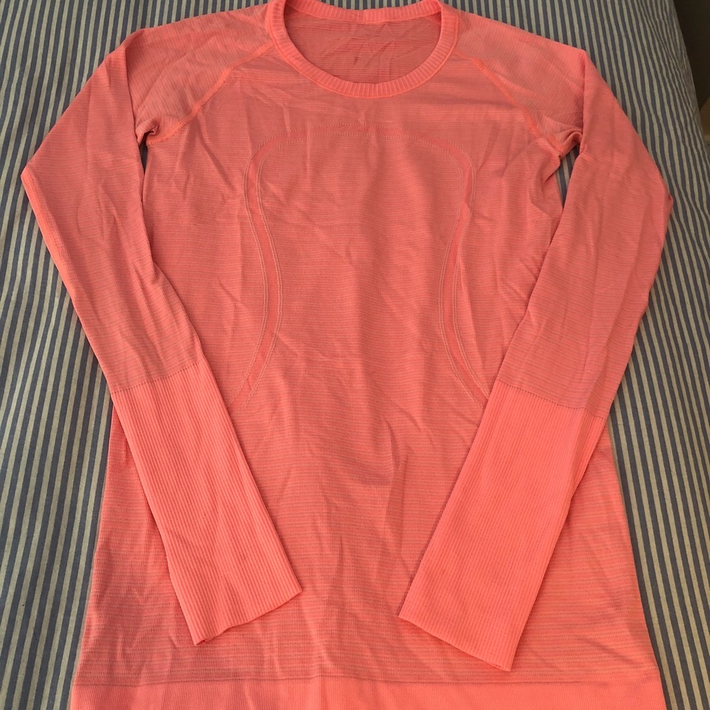 Lululemon long sleeve top